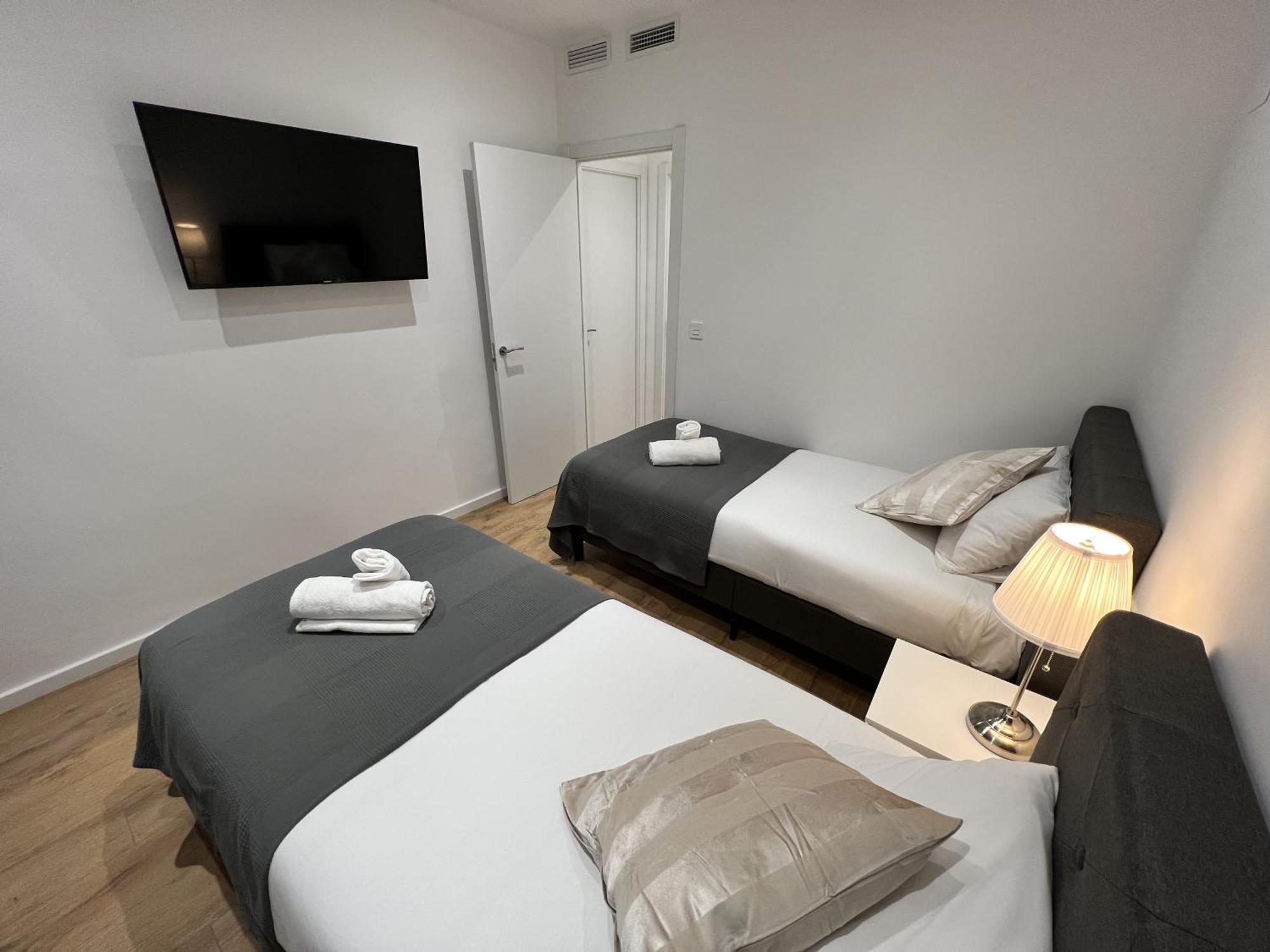 Apartamenticos Plaza Las Armas III Zaragoza Luaran gambar