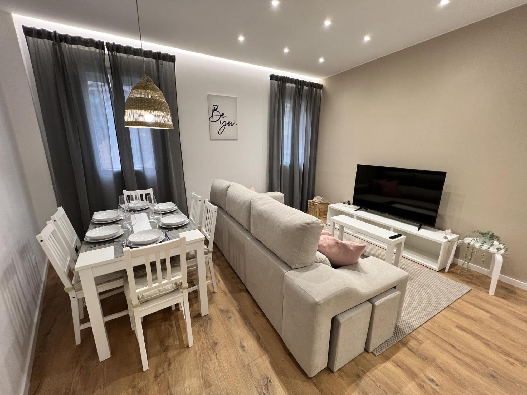 Apartamenticos Plaza Las Armas III Zaragoza Luaran gambar