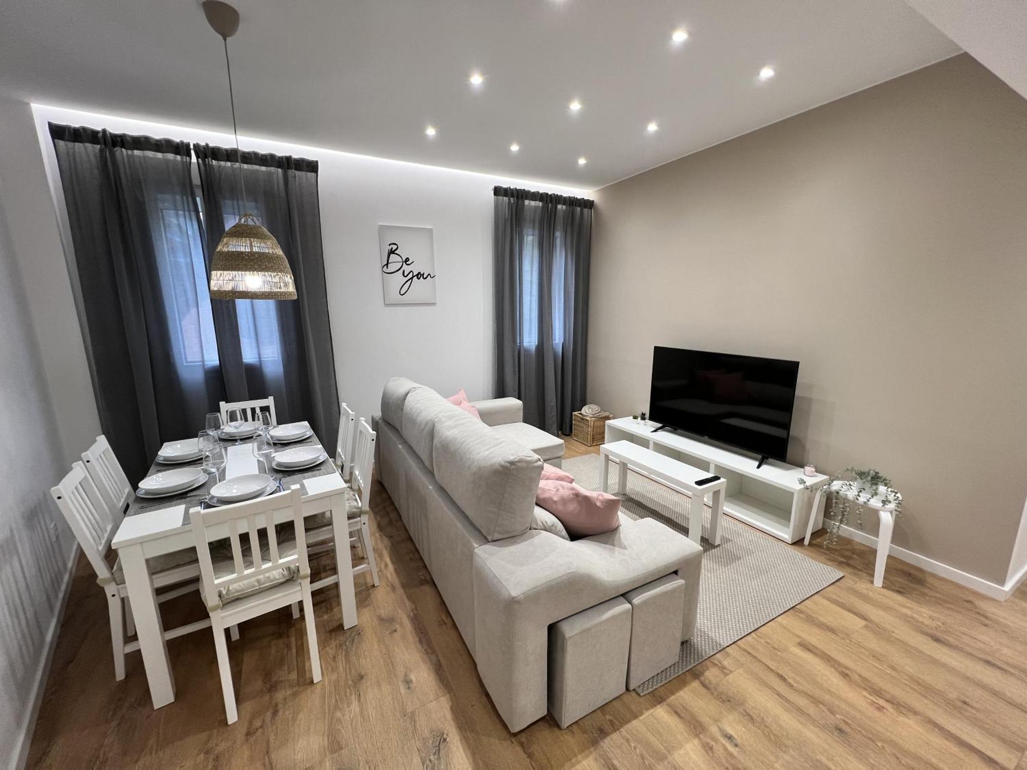 Apartamenticos Plaza Las Armas III Zaragoza Luaran gambar